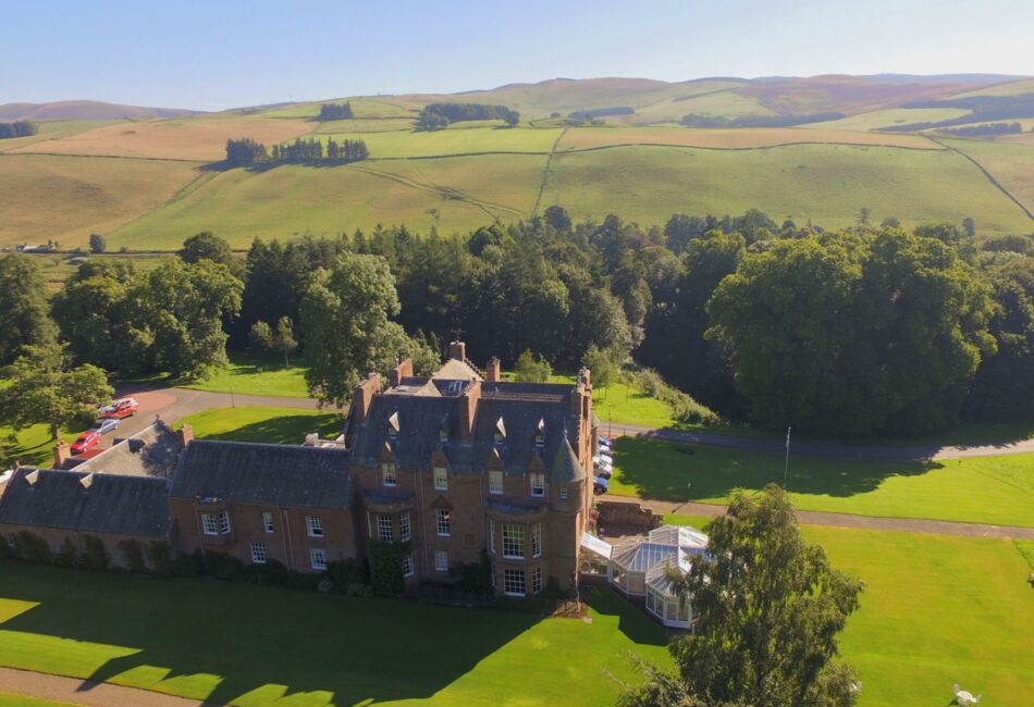 Cringletie estate and surrounding hills